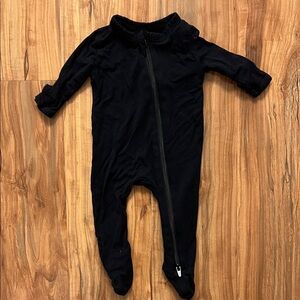 Kyte BABY Black Footed Zipper One-Piece, Premie